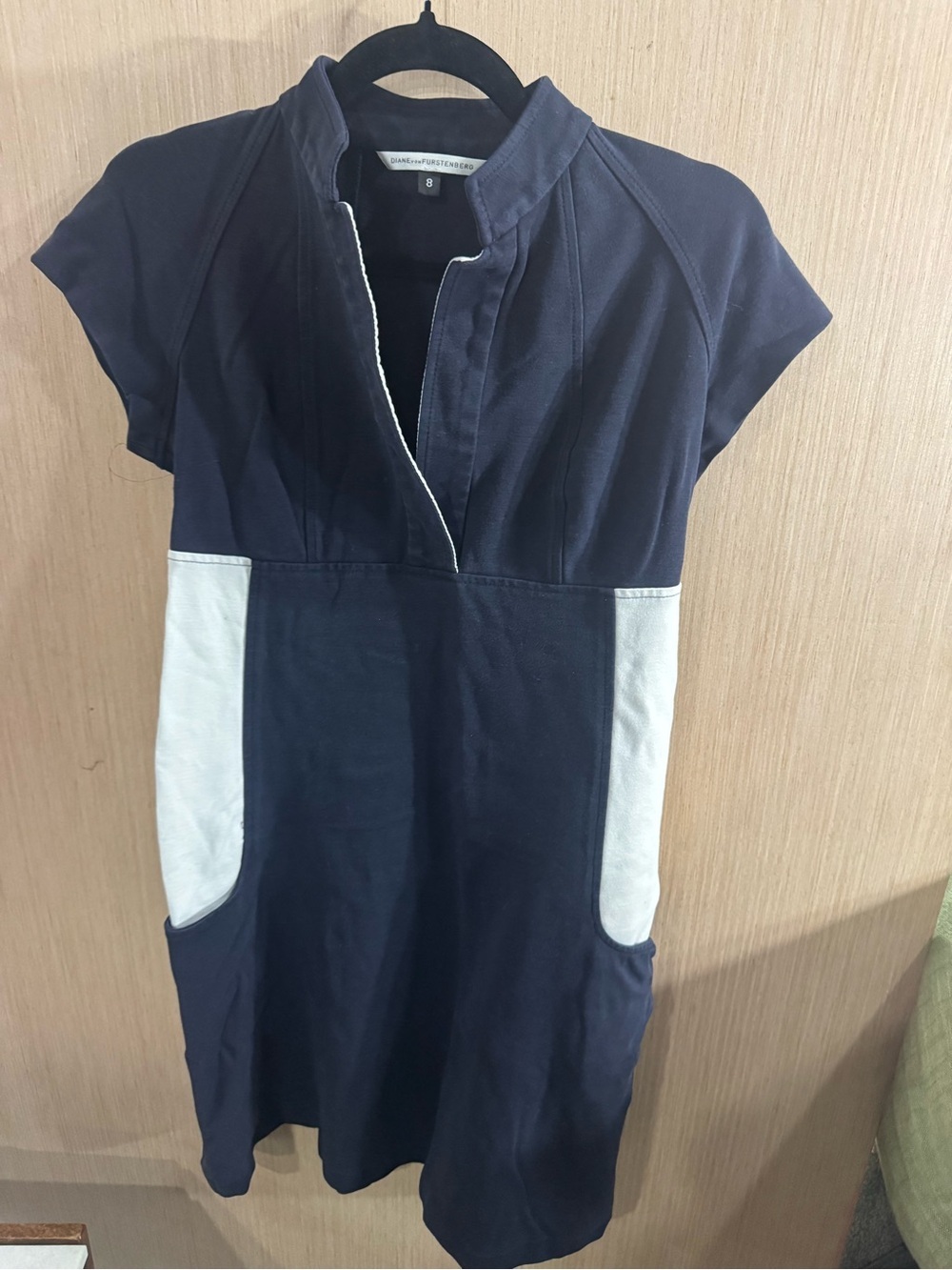 DVF Diane Von Furstenberg Holland Blue Short Sleeve Mini Dress size 8